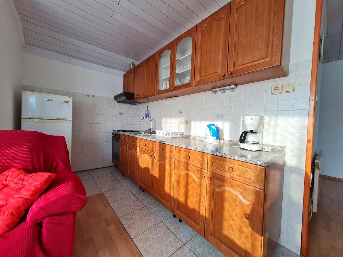 Apartman Tea Novi Vinodolski Bagian luar foto